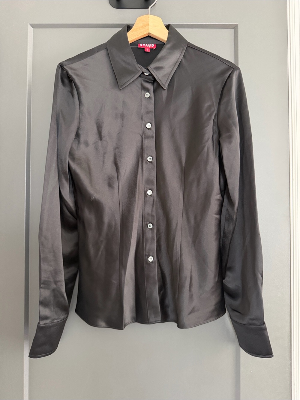 STAUD Black Satin-Look Button-Front Dress Shirt